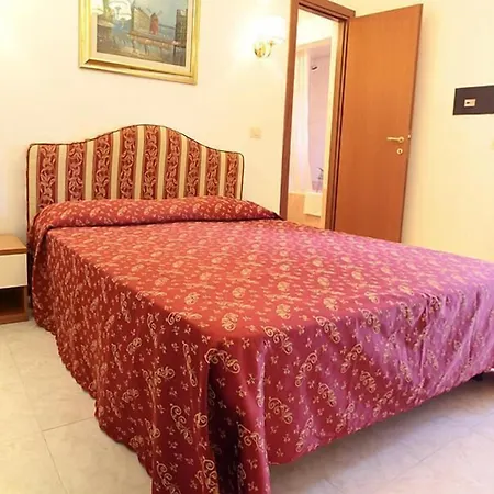 Hotel Euro Quiris-3